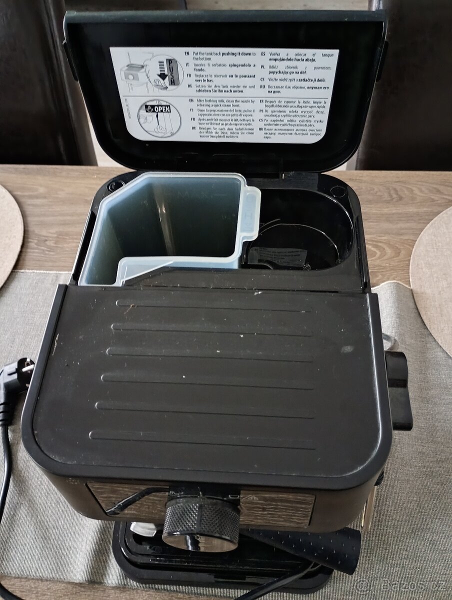 De'Longhi EC 230 BK - 3