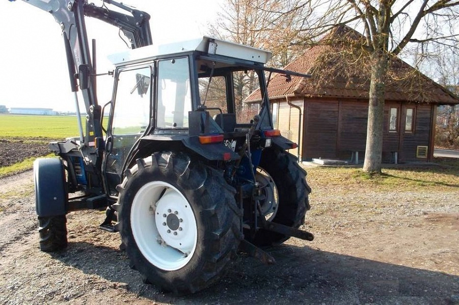 New Holland 3435 - 3