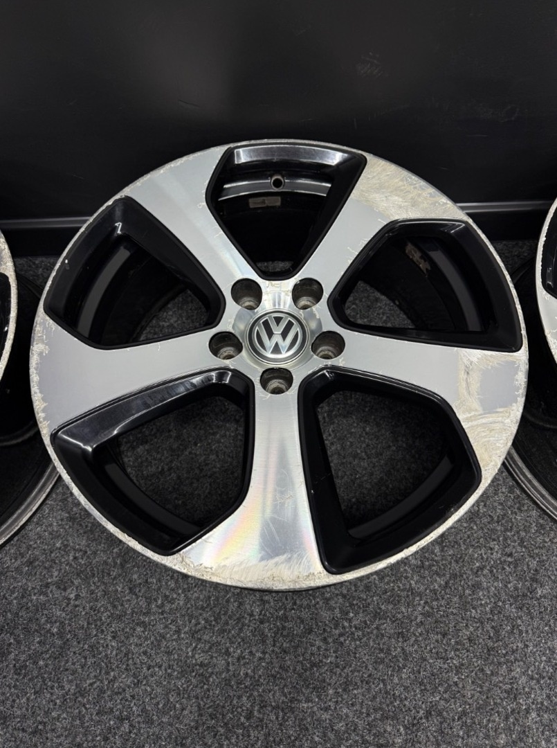 Alu VW GOLF GTI 5x112 18” - 3