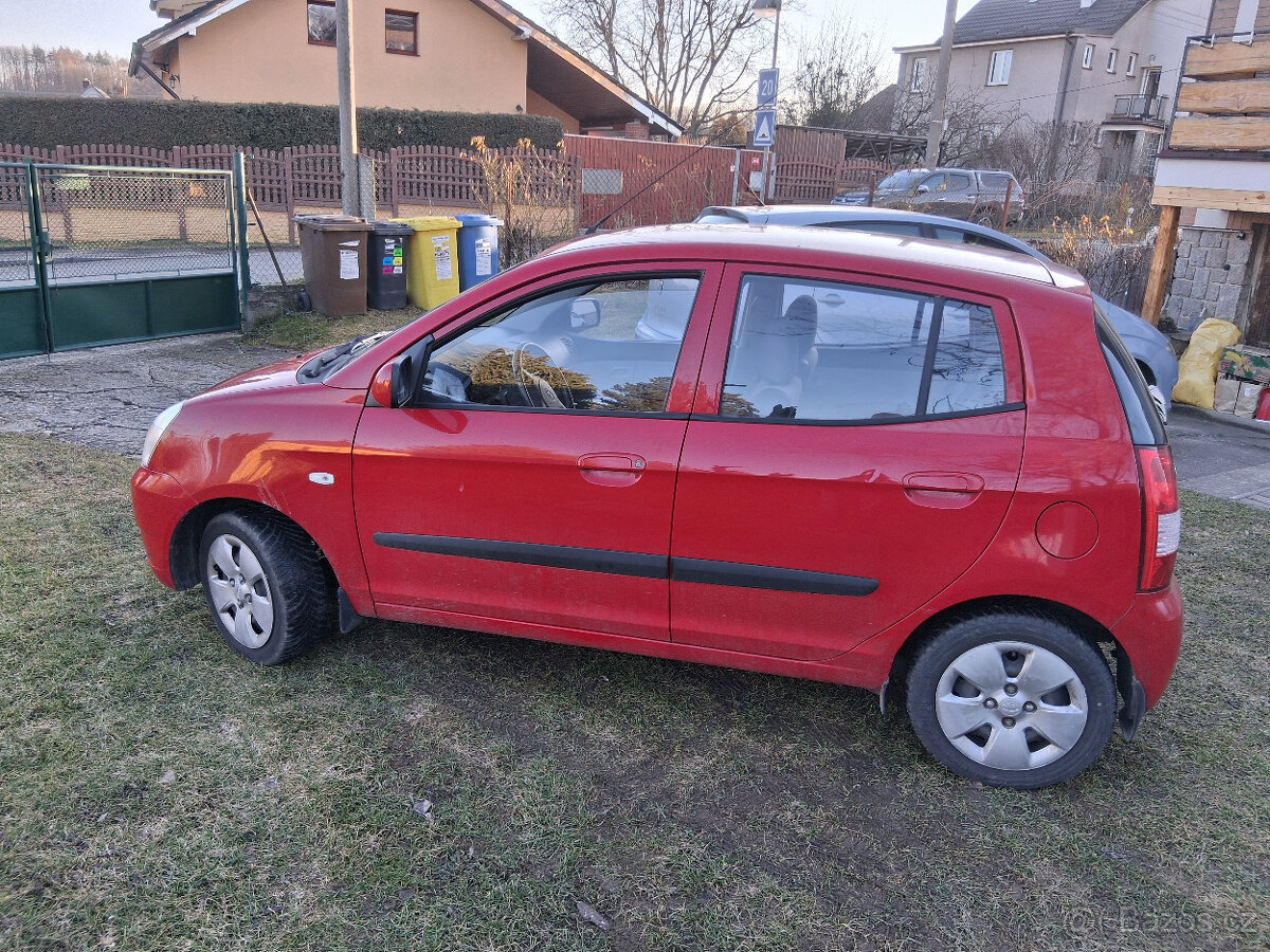 KIA PICANTO - 3