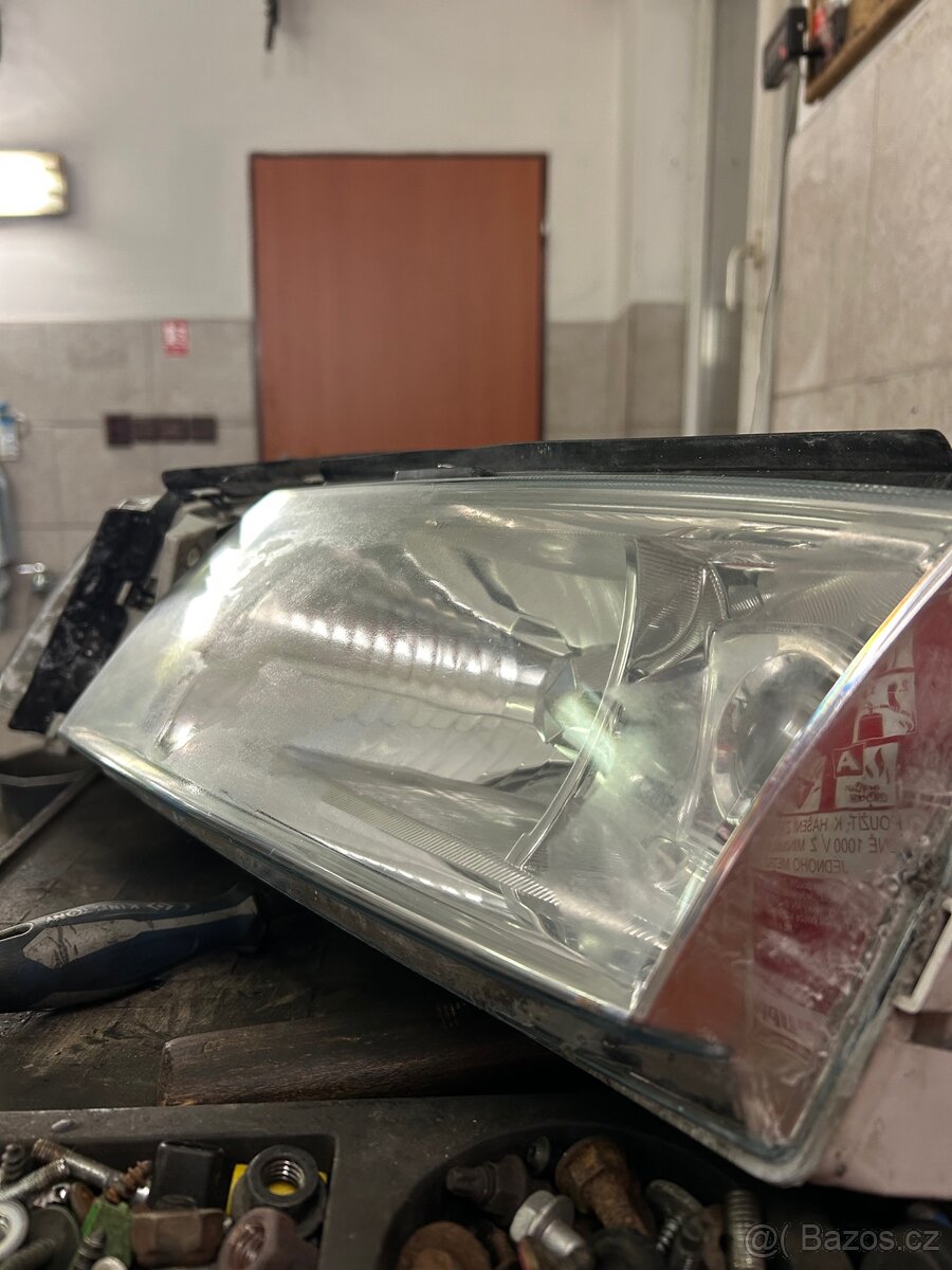 Světlomety Škoda Octavia 1 - 3