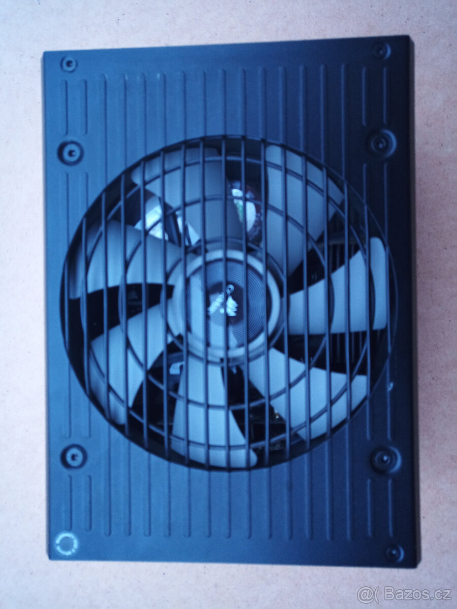 PC zdroj Corsair HX1200 Platinum 1200W - 3
