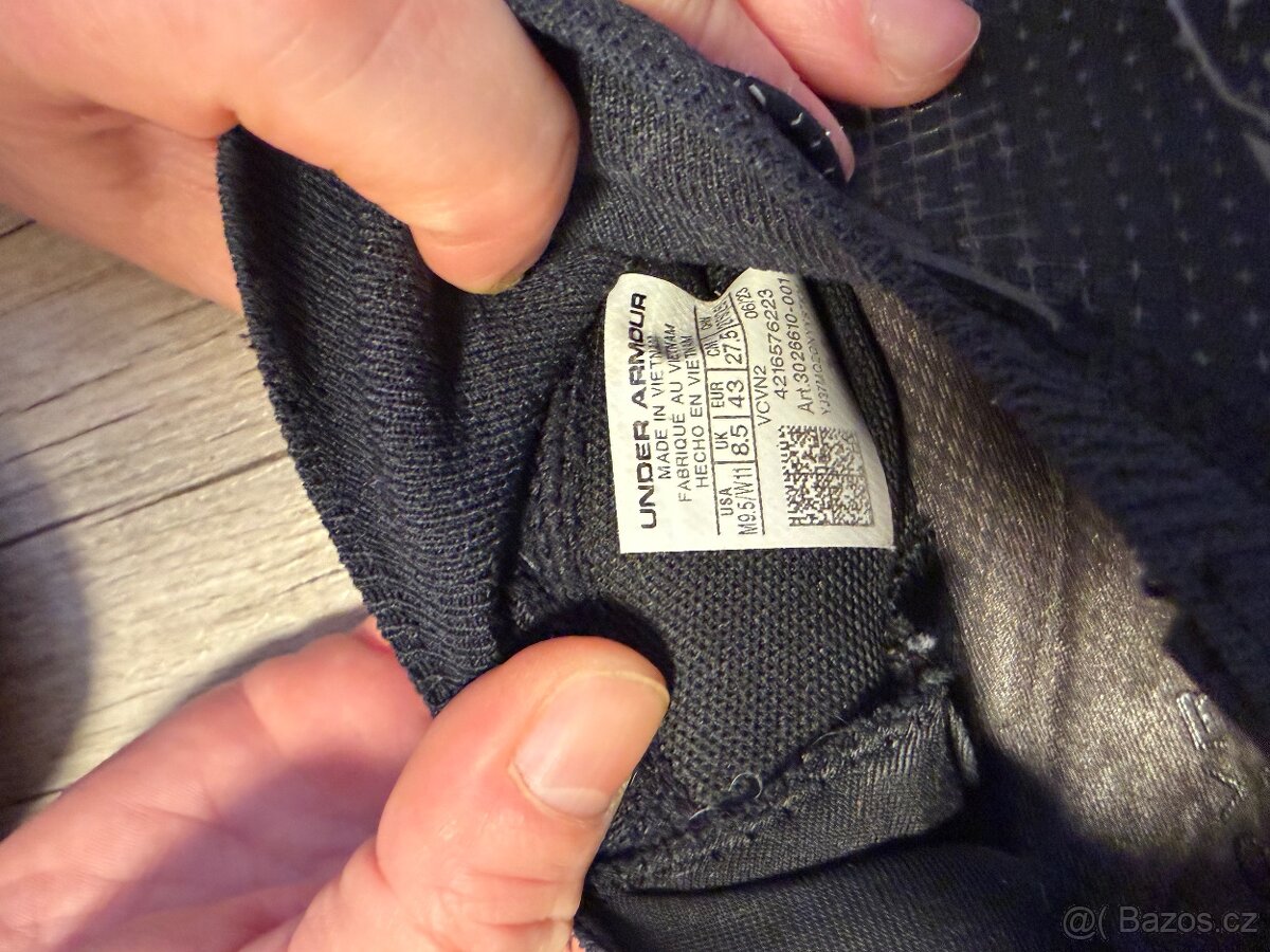 Nabízím boty Under armour - 3