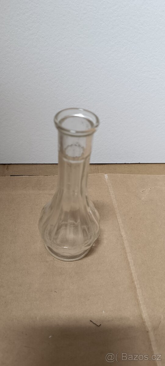skleněná vázička - 3
