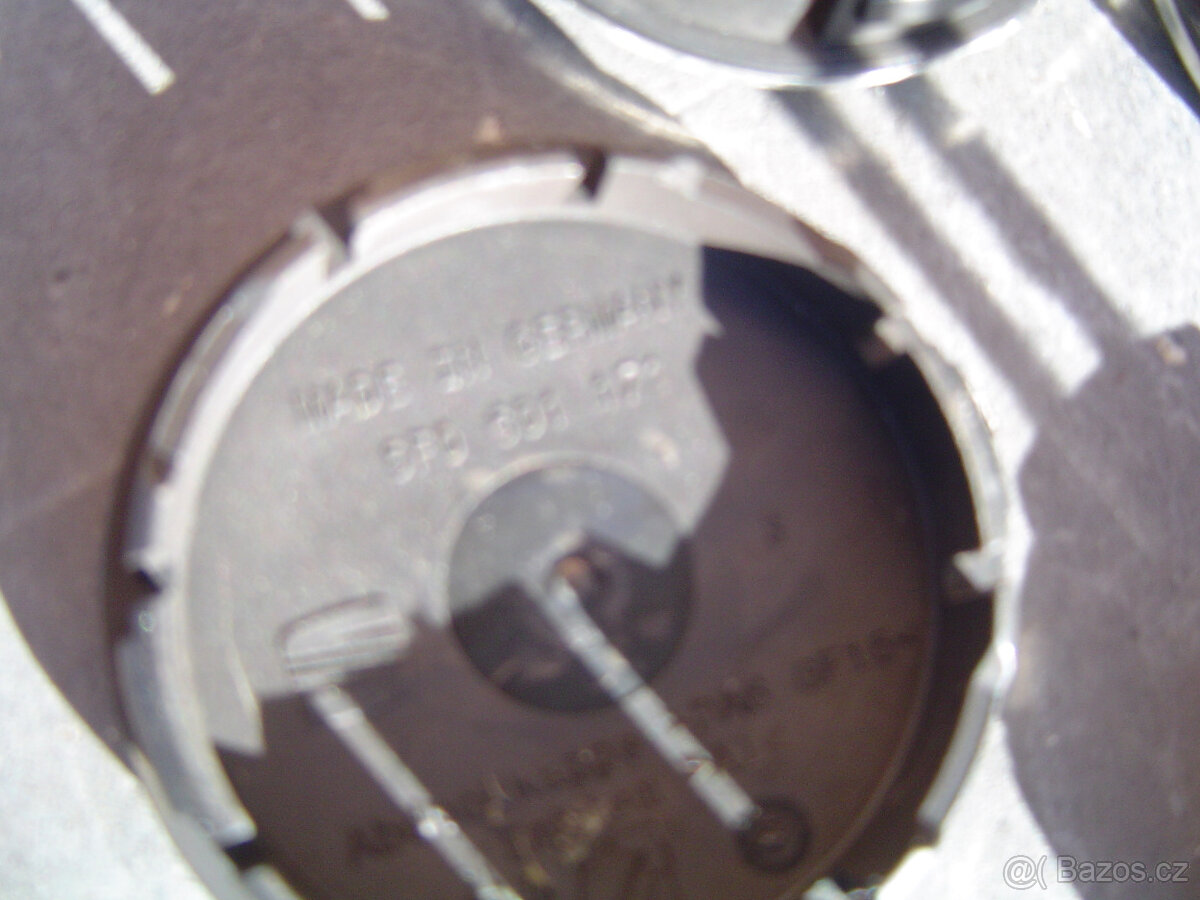 4 X STŘEDOVÉ POKLIČKY ORIG. SEAT - 3