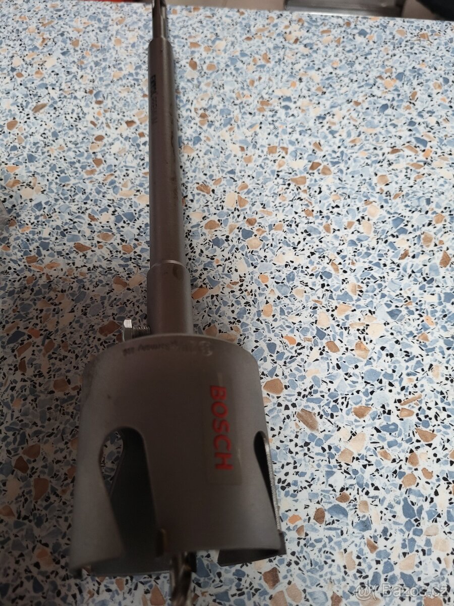 Vrtací korunka 68mm....SK plátek ...nová - 3