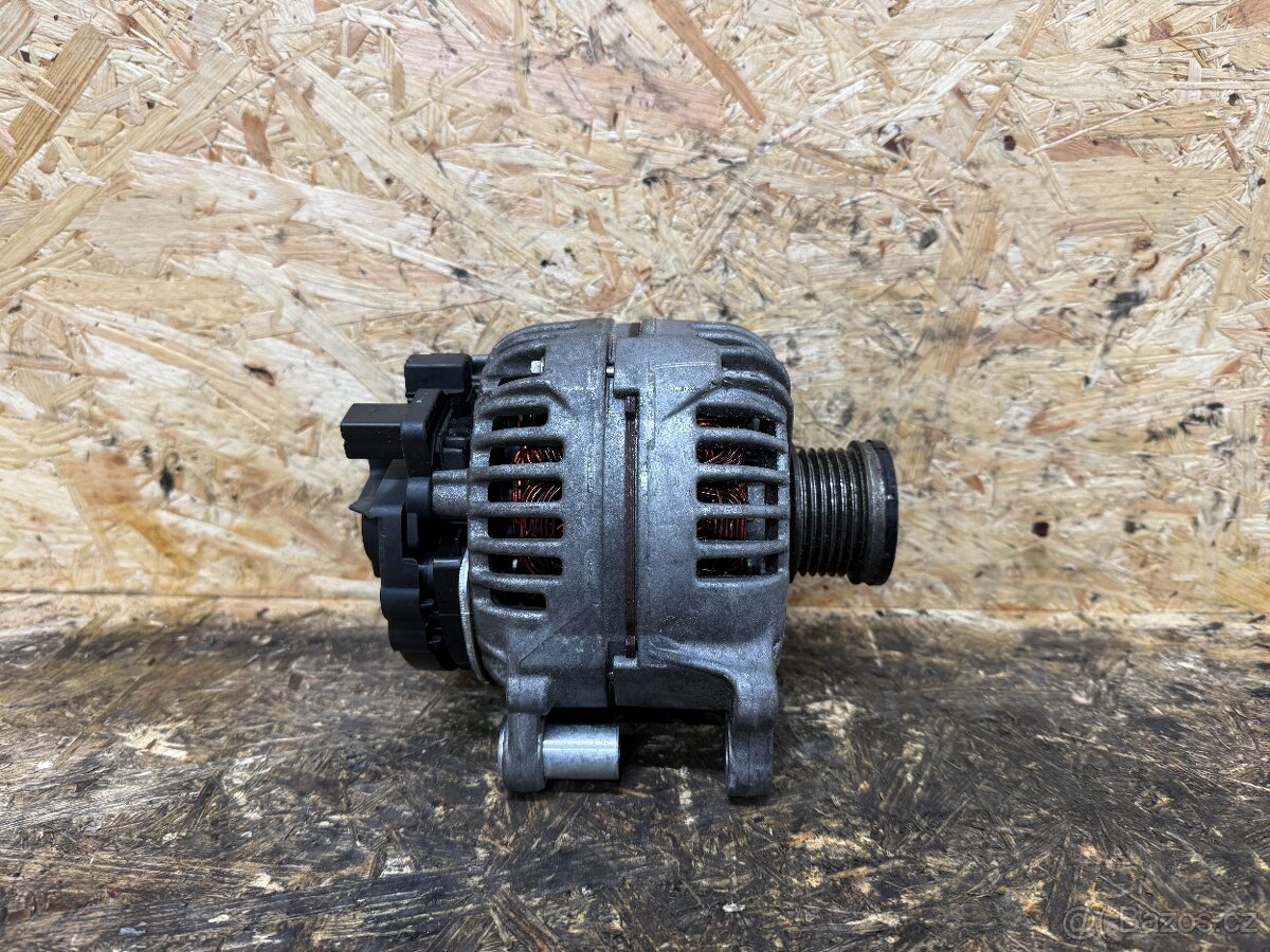 ALTERNÁTOR 1.4 TSI 90KW 03C903023A - 3