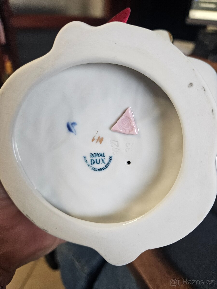 socha Tanečnice s růží Royal Dux - 3