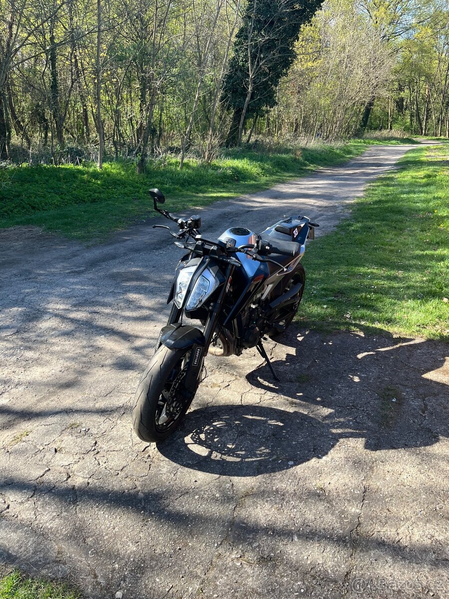 KTM 790 Duke - 3