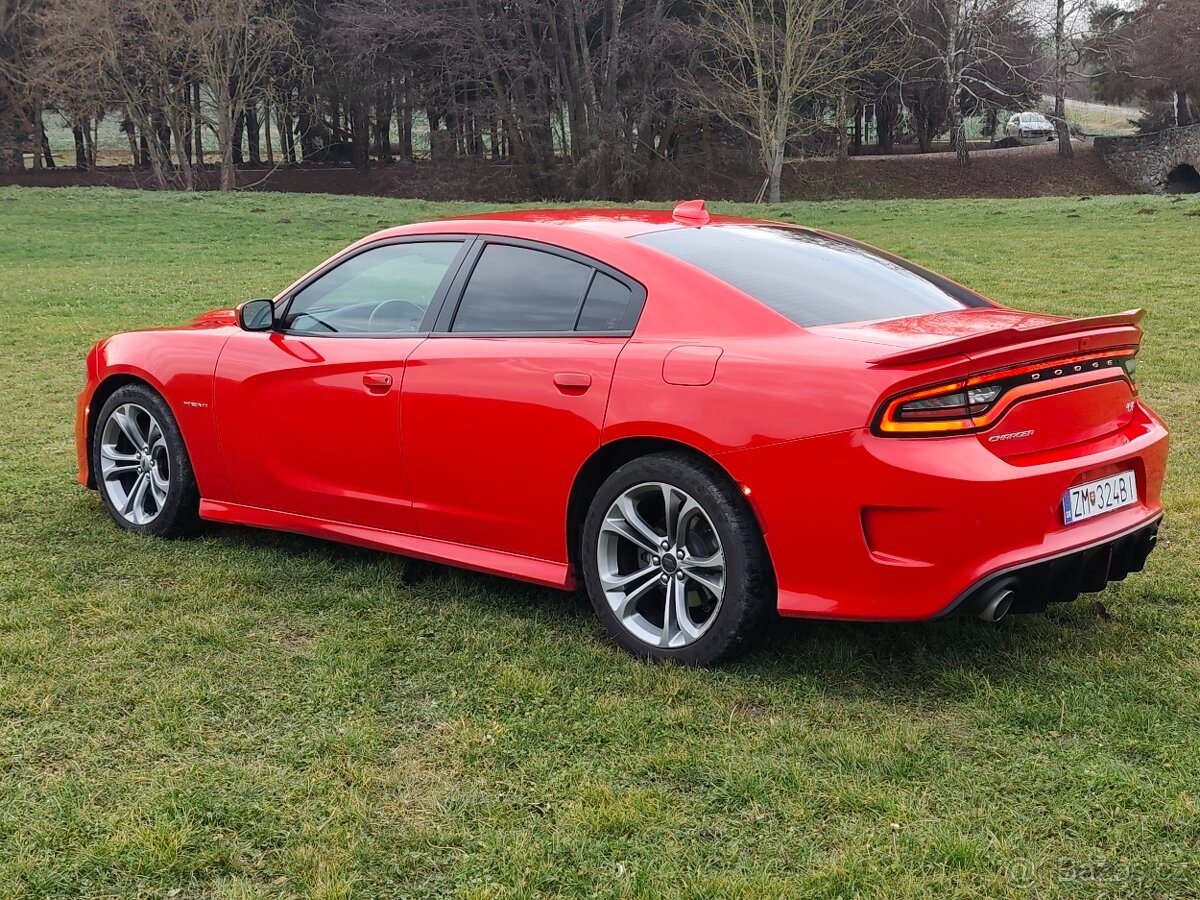 Dodge charger 5.7 HEMI R/T 276kw rok vyroby 2020 - 3