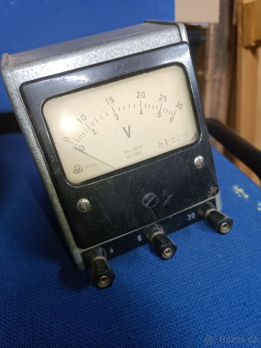 Staré měřící přístroje - 3