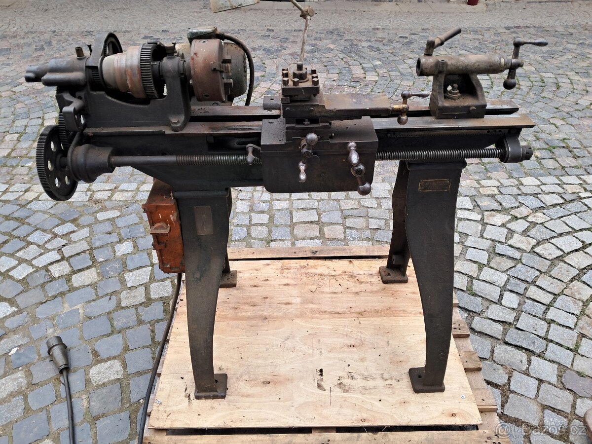 Historický soustruh - 3
