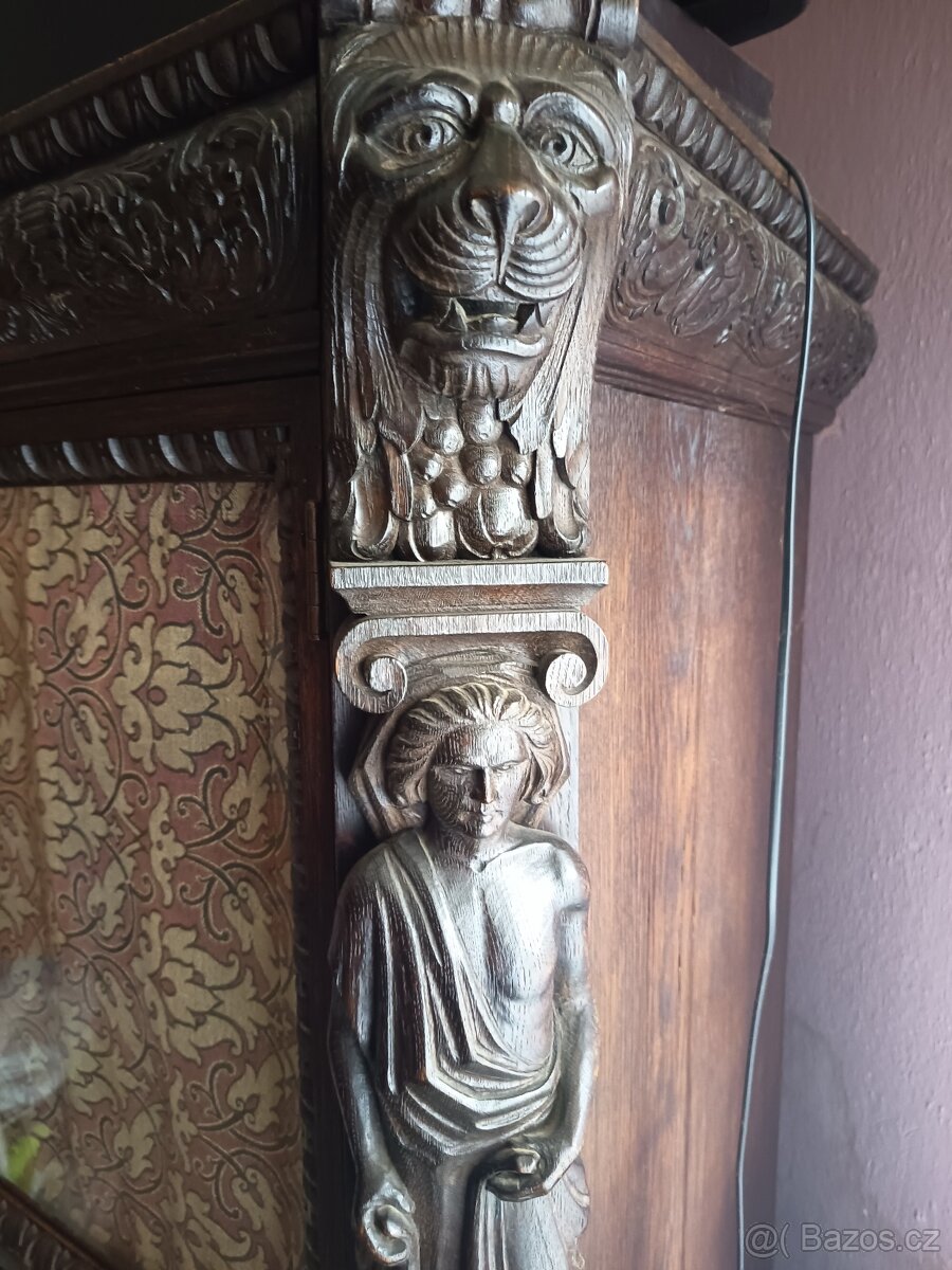 Starožitný bar - 3