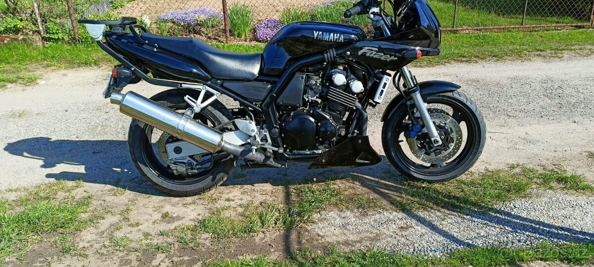 Yamaha Fazer 600 - 3