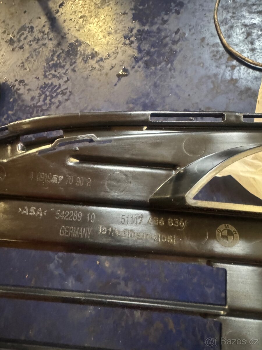 BMW G11/G12 prava predni mrizka - 3