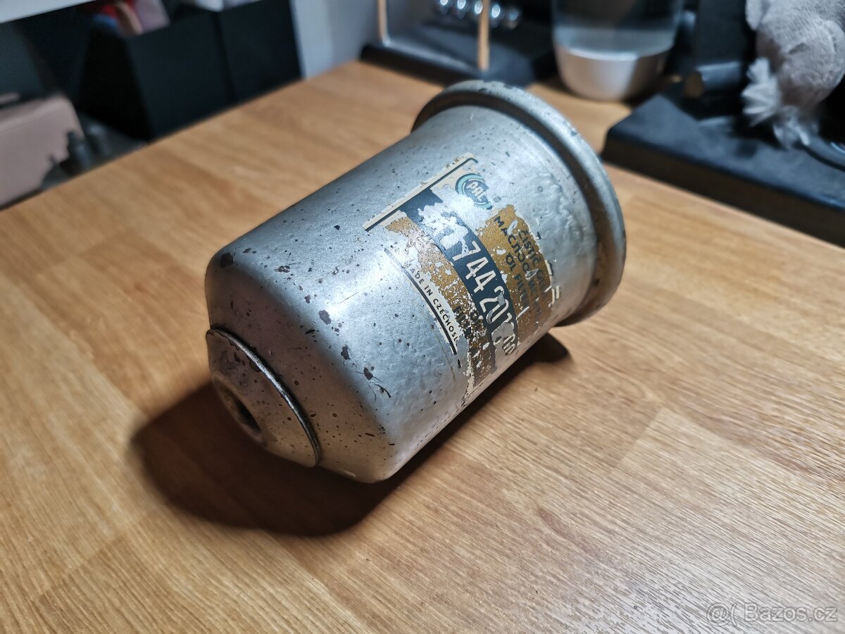 C70 Baňka na olejový filtr Škoda 100 105 110 120 - 3