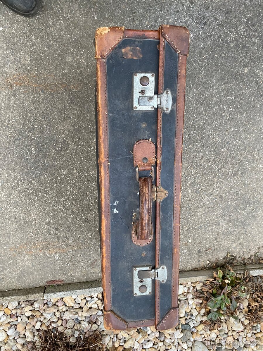 Staré cestovní kufry - 3