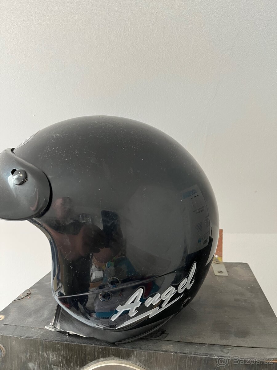 Helma přilba - 3