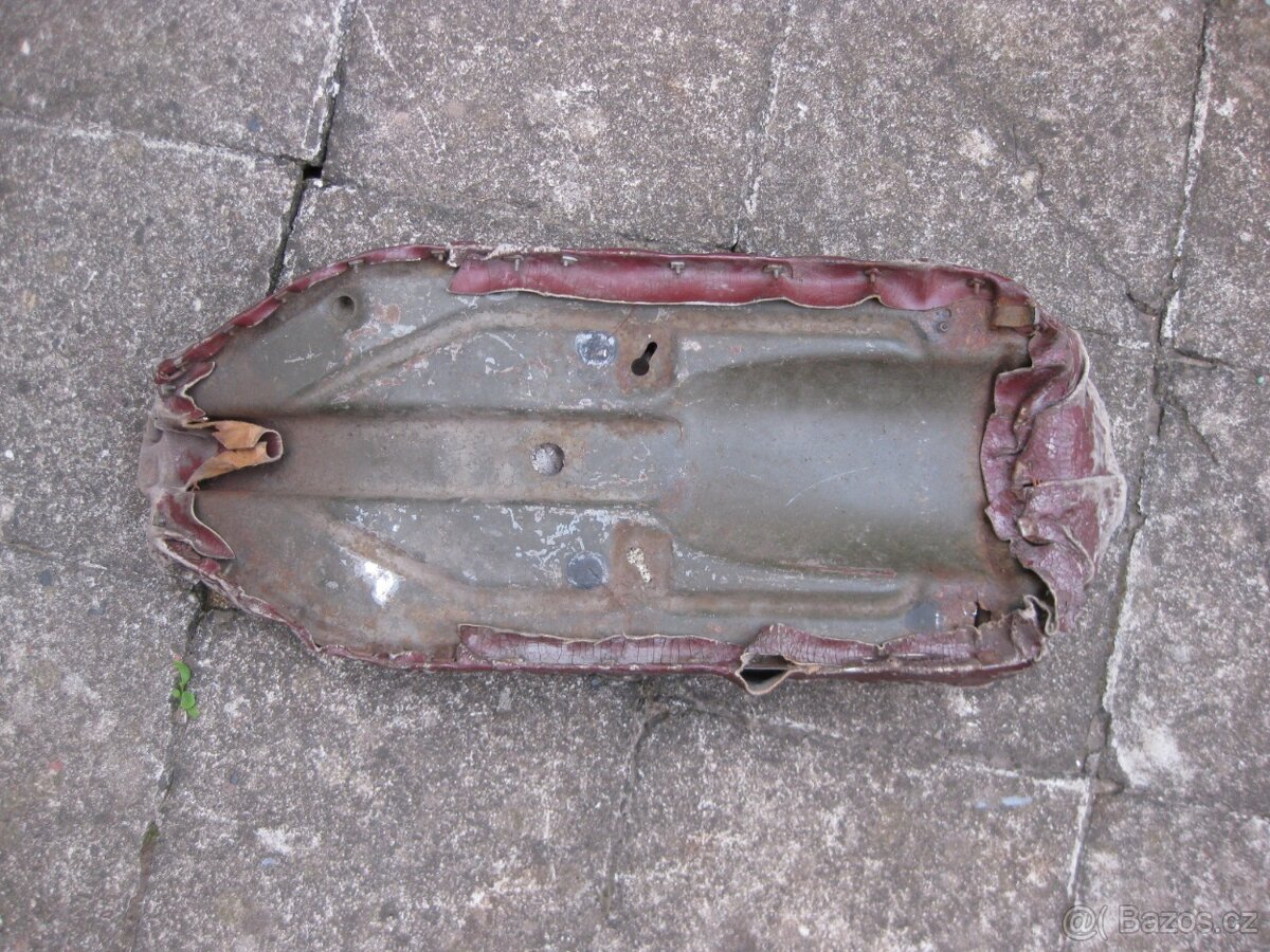 Jawa panelka - sedlo - 3