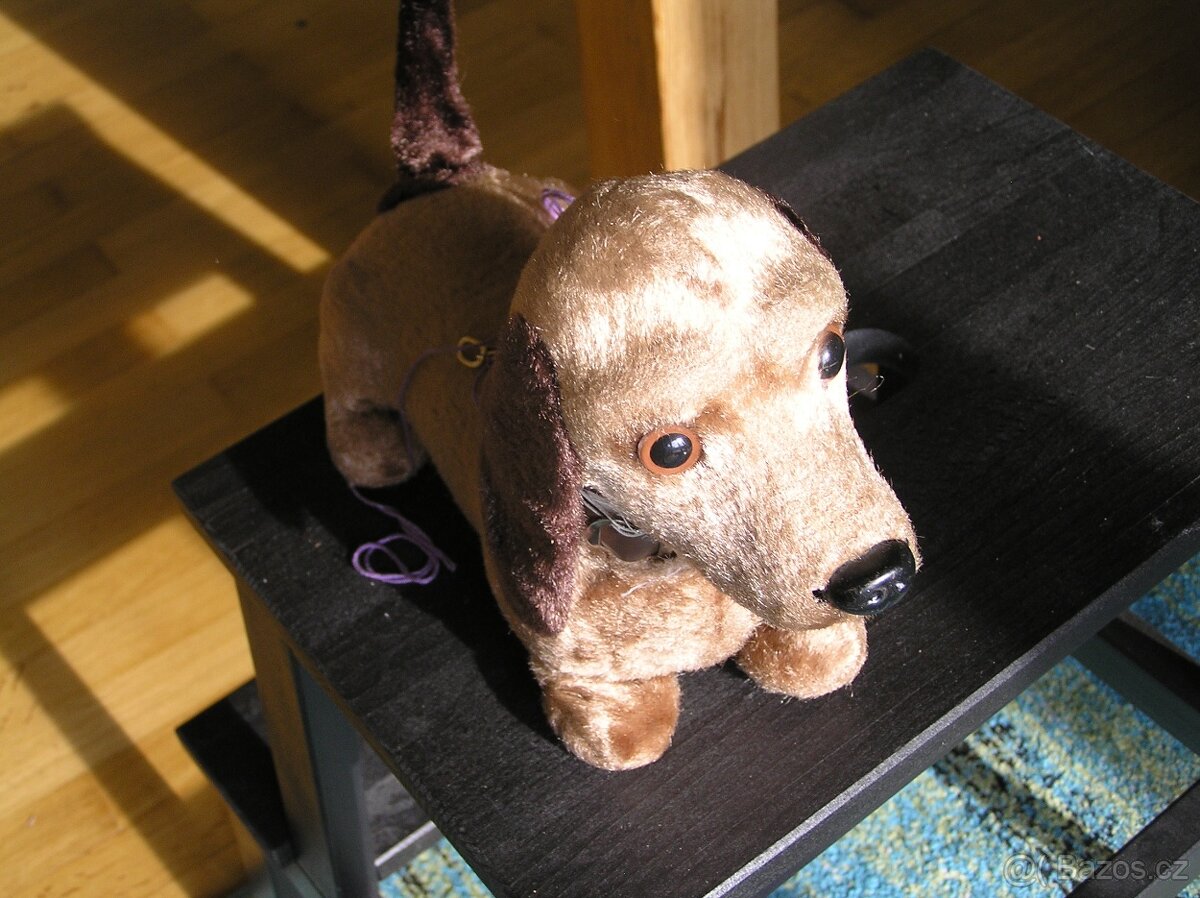 Mechanická hračka - jezevčík - 3