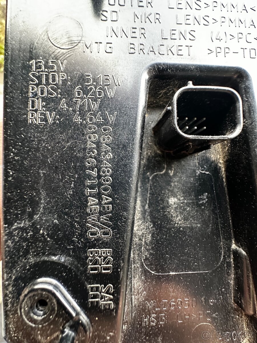 Jeep wrangler JL světla led zadní vc Blis čidel , orginal - 3