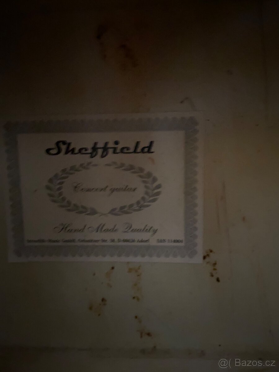 Sheffield Guitar - 3