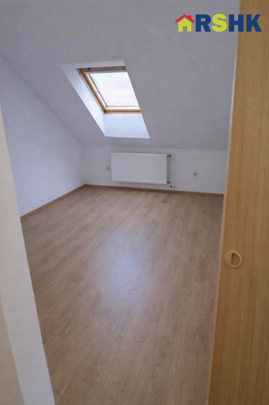 Pronájem bytu 2+1 v centru města - 3