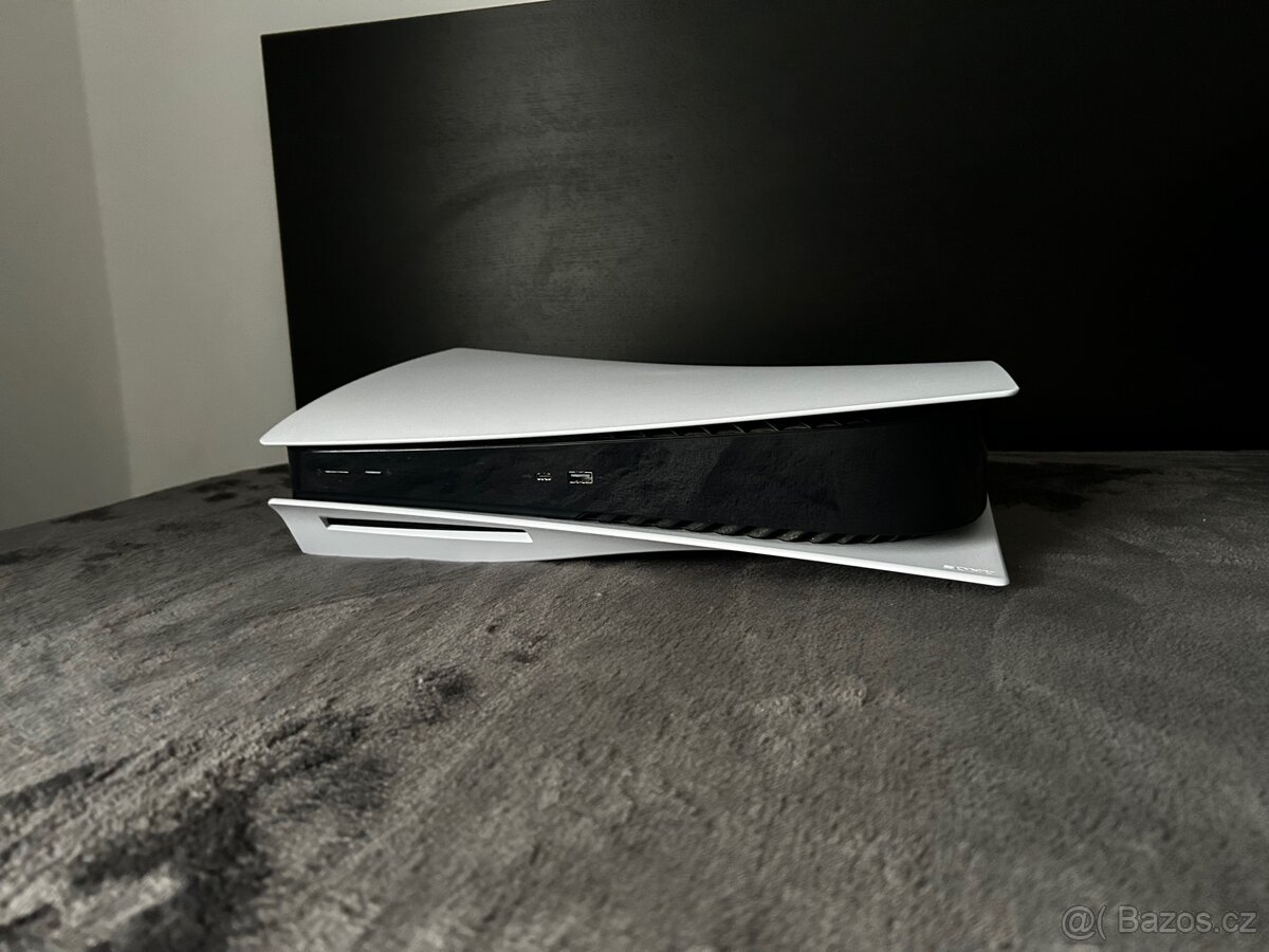 Prodám PlayStation 5 – s mechanikou, stav jako nová - 3