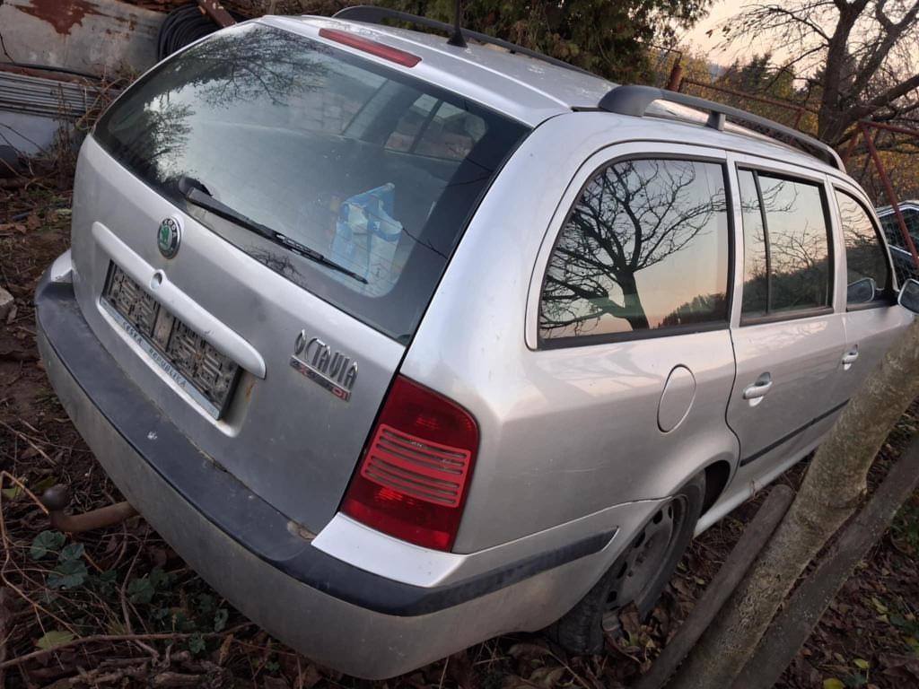 Škoda Octavia 4x4 74kw + motor - 3