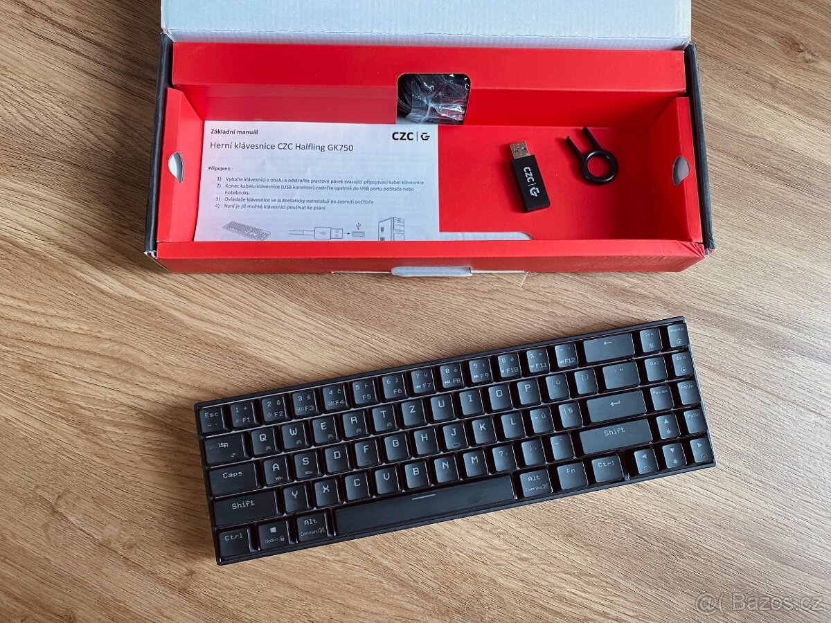 Herní klávesnice CZC Halfling GK750 - 3