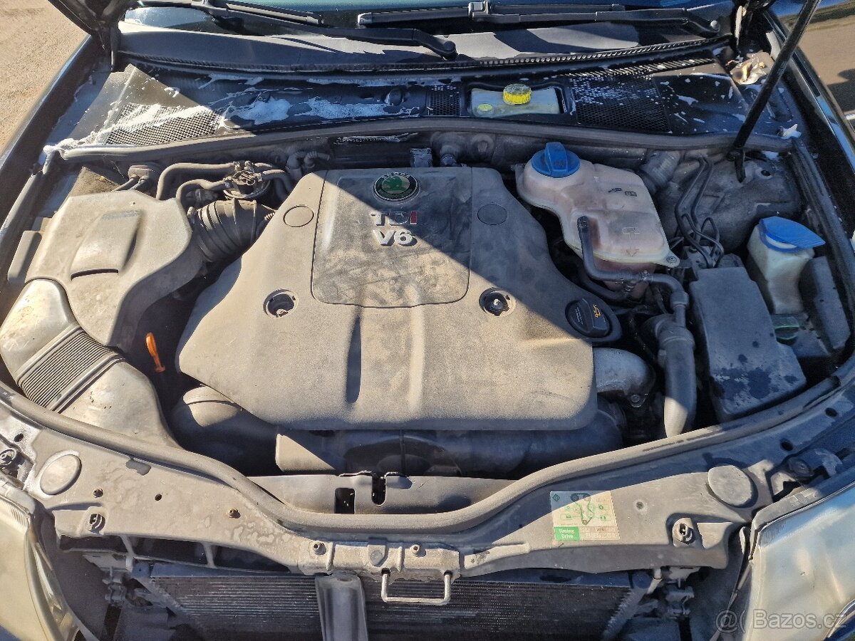 Škoda superb 2,5TDI automat - 3