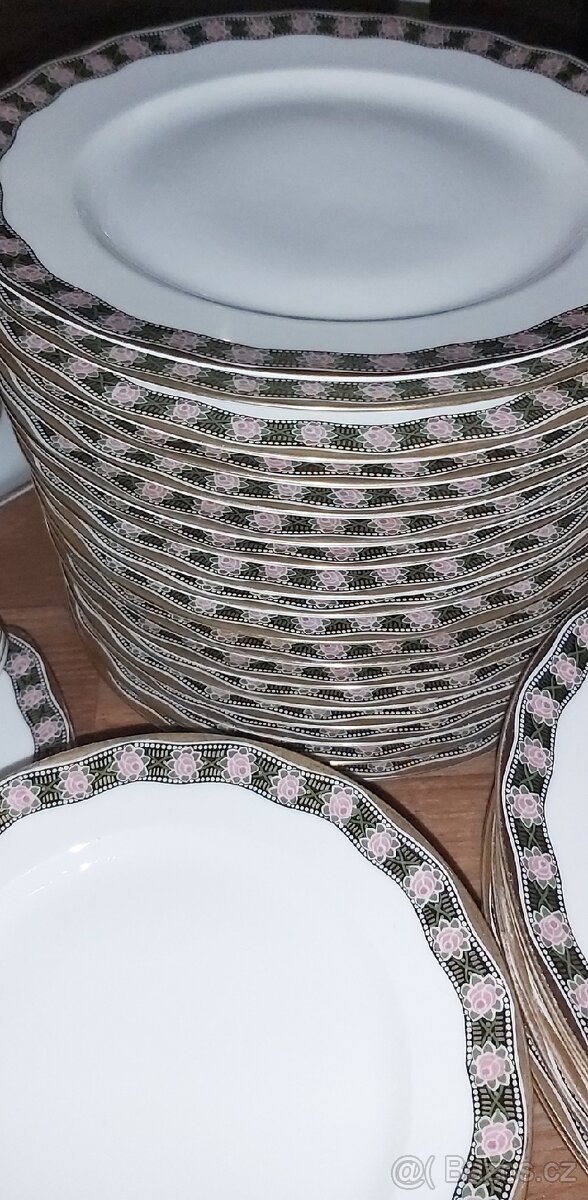Jídelní porcelánový servis - 3