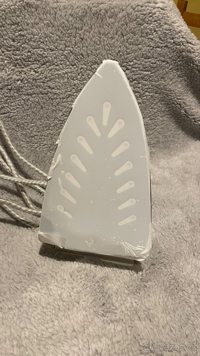 Žehlička Elta DB100N - 3