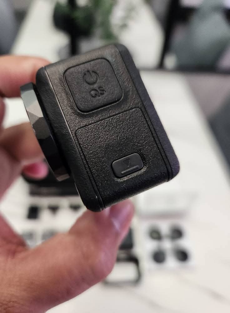 DJI Osmo Action 5 Pro Adventure Combo - 3