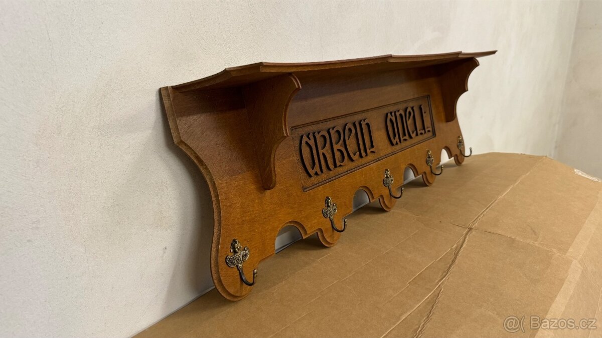 Starožitný rustikální věšák - 3