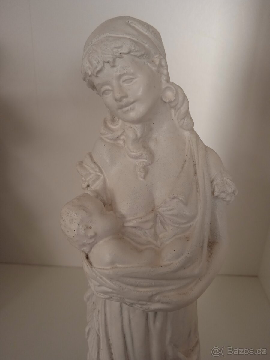 SOŠKA KOJÍCÍ ŽENA - 3