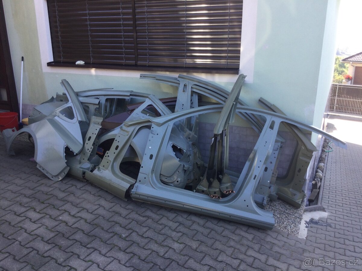 TESLA 3, Y zadní blatníky - 3