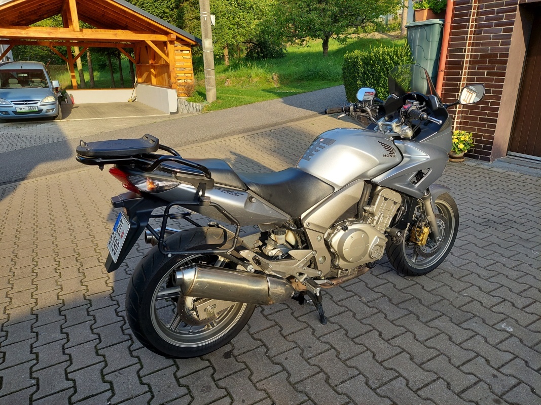 Honda CBF 1000 - 3