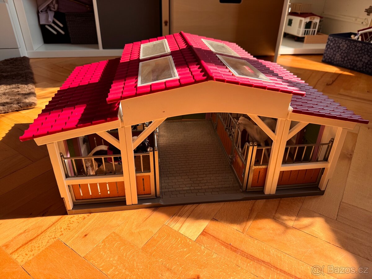 Schleich stáj - 3