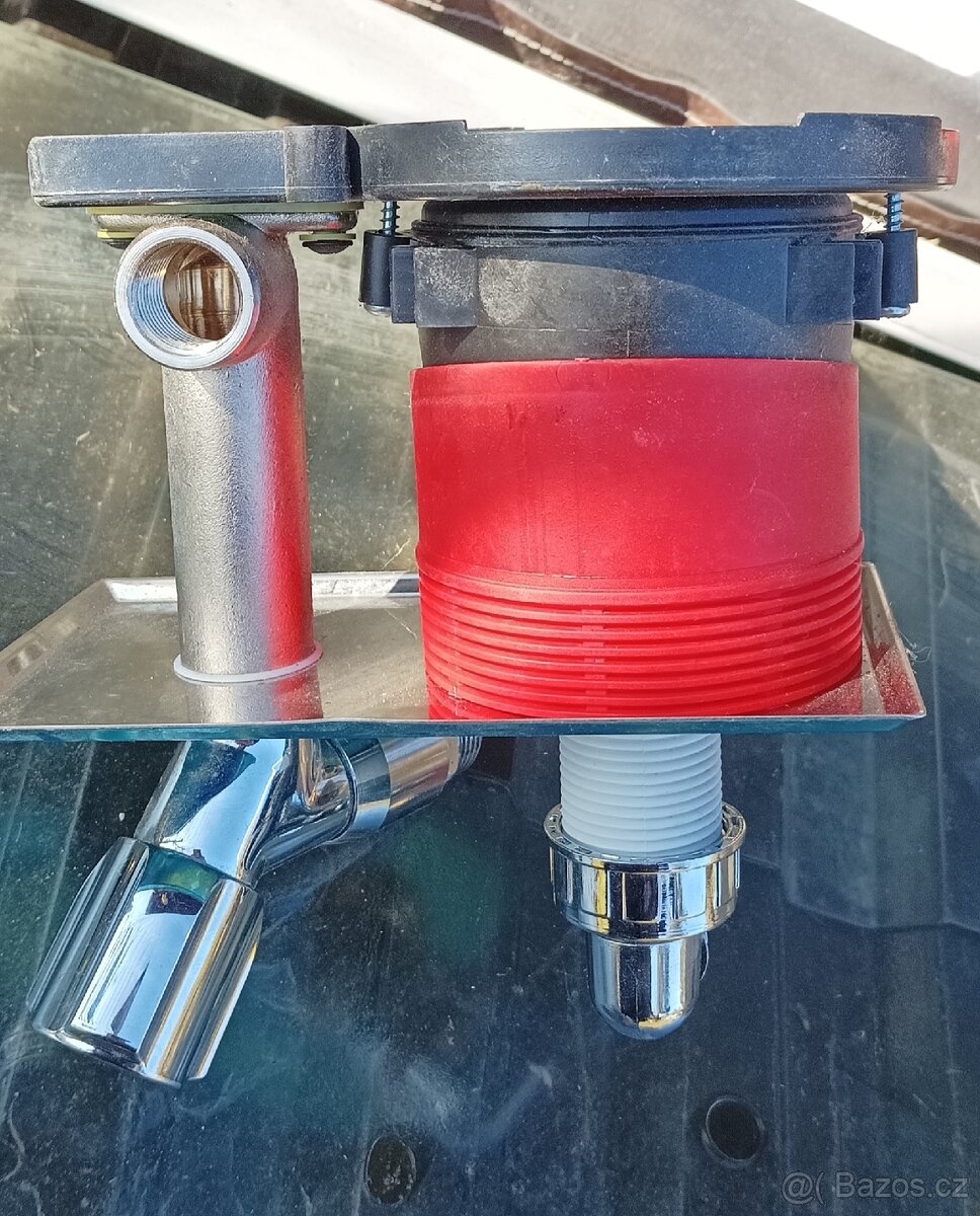 Podomítkový pračkovy sifon HL 406 - 3