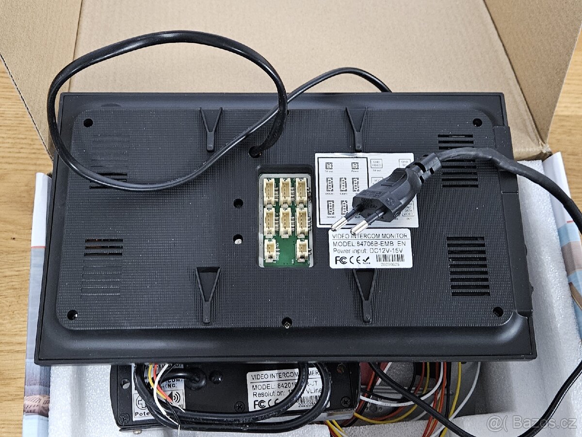 Drátový video interkomový systém Jeatone, použitý - 3