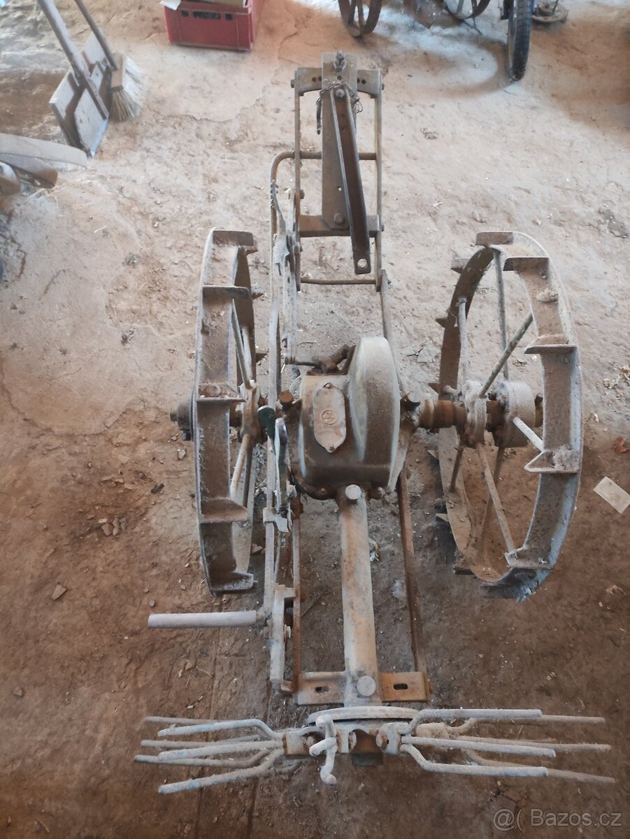 Vyorávač brambor - čert - 3