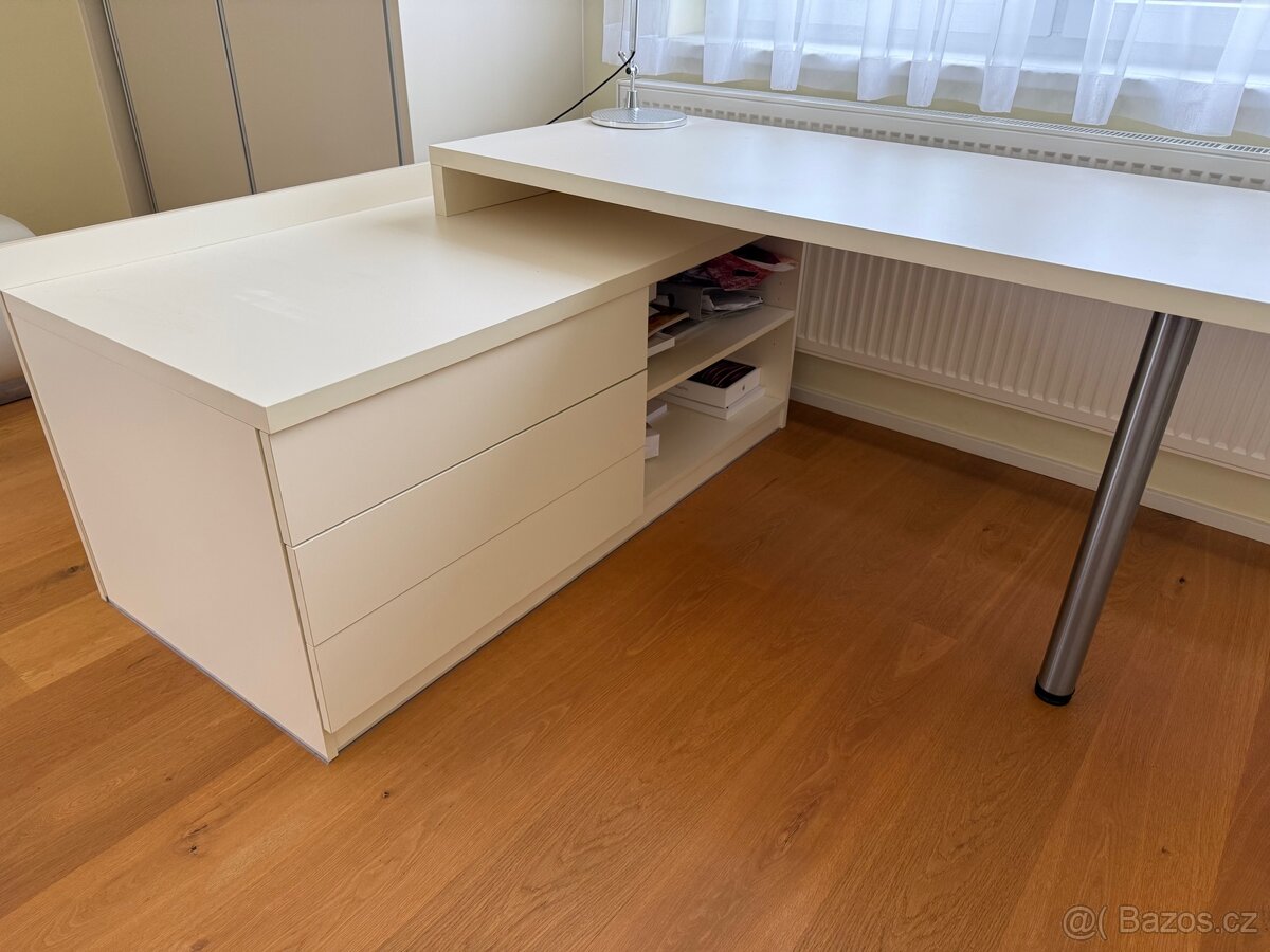 Psací stůl se šuplíky - od truhlářů. - 3