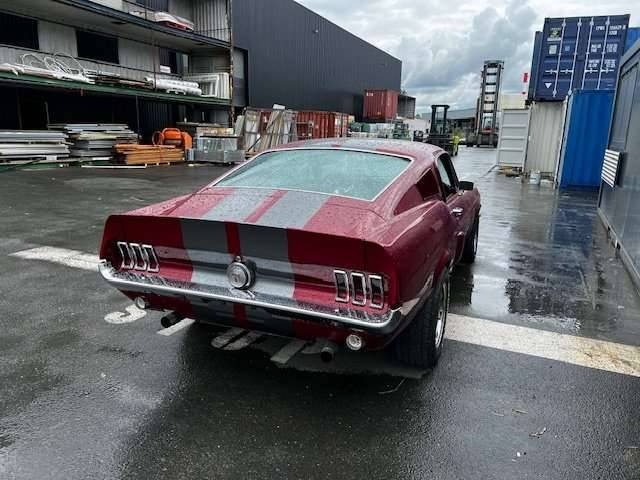 Ford Mustang z roku 1968 - 3