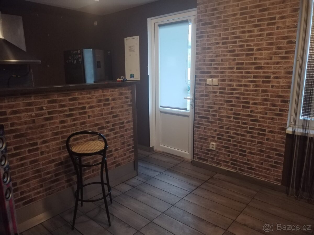 Pronájem domu 1 + kk. - 3