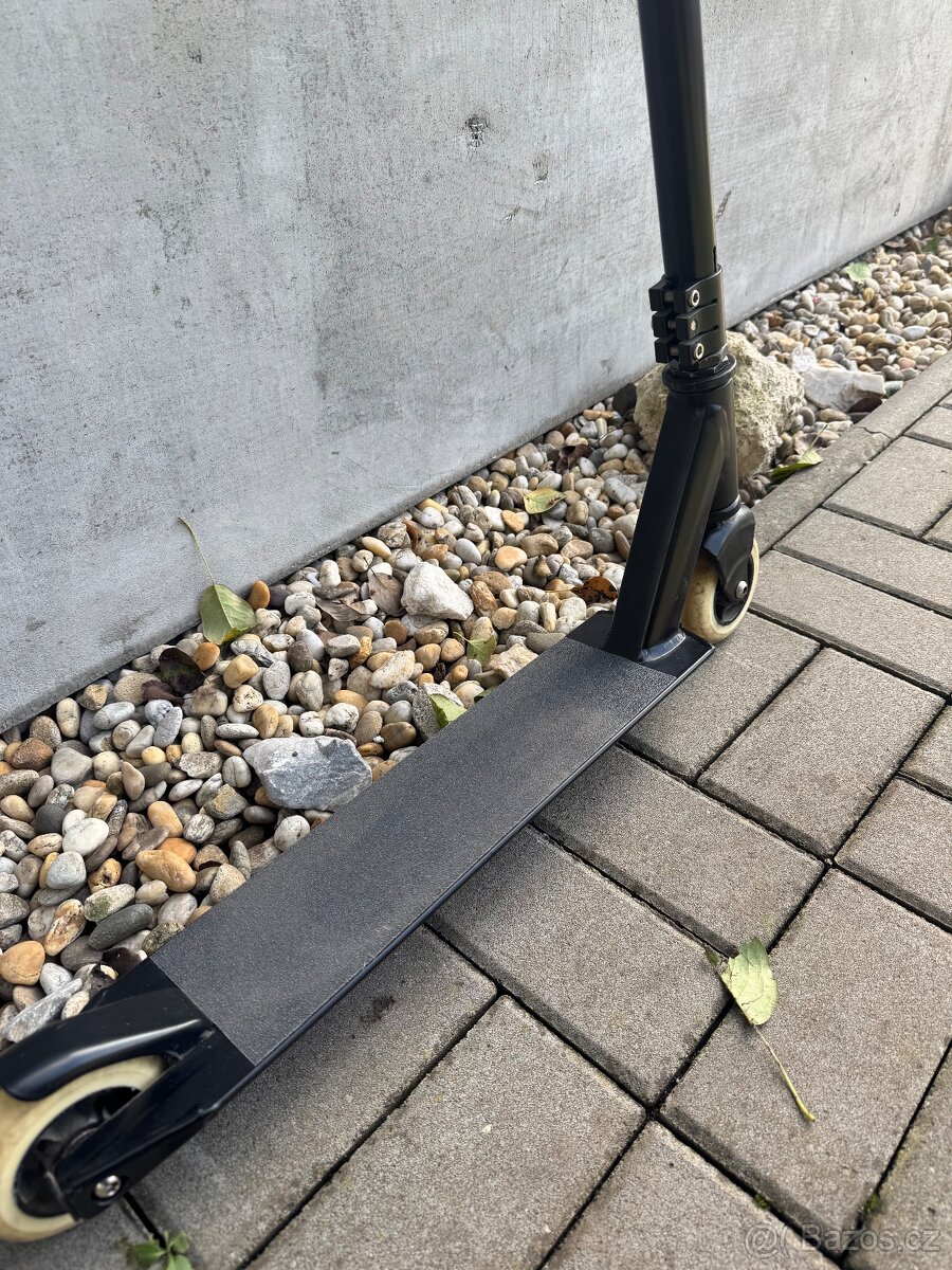 Freestyle koloběžka černá nalakovaná - 3