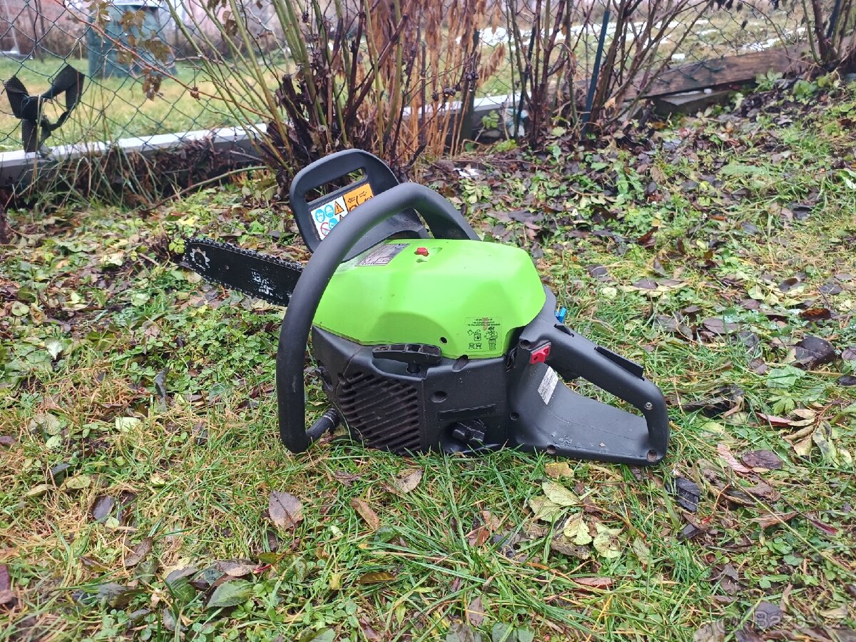 Motorová Pila od Husqarny, 46cc/2,4Kw - 3