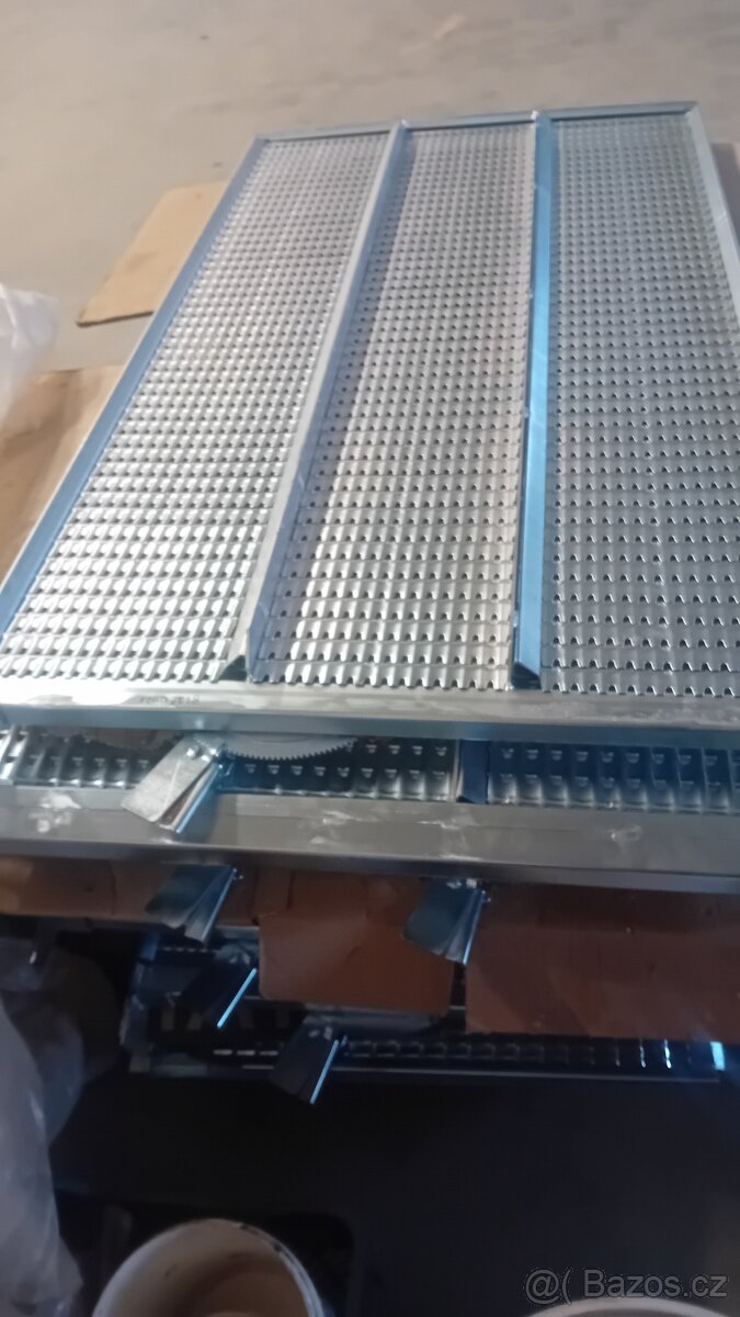 Obilní síta (nová) Case,New holland pro řadu Cx 8000,cr9000 - 3