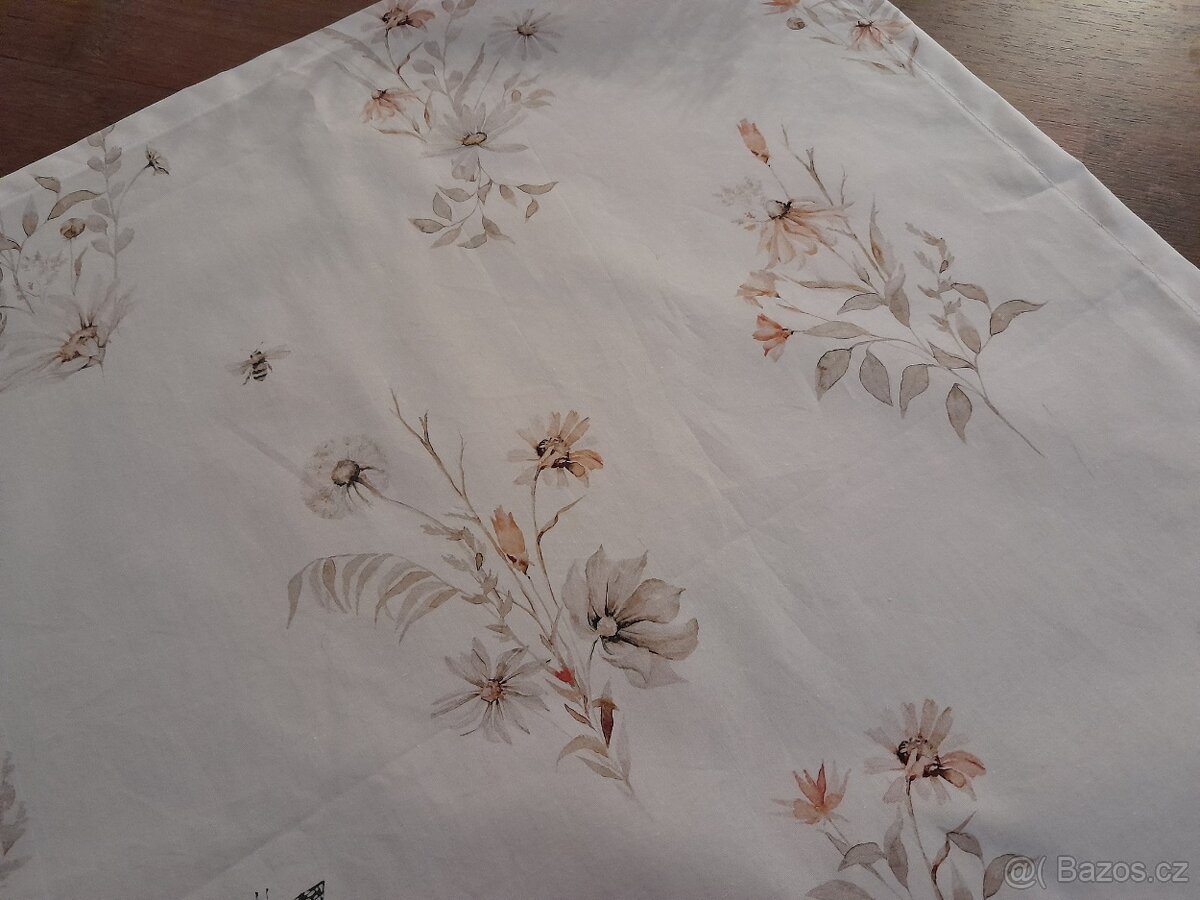 Čtvercový ubrus....jemné kvítí - 3