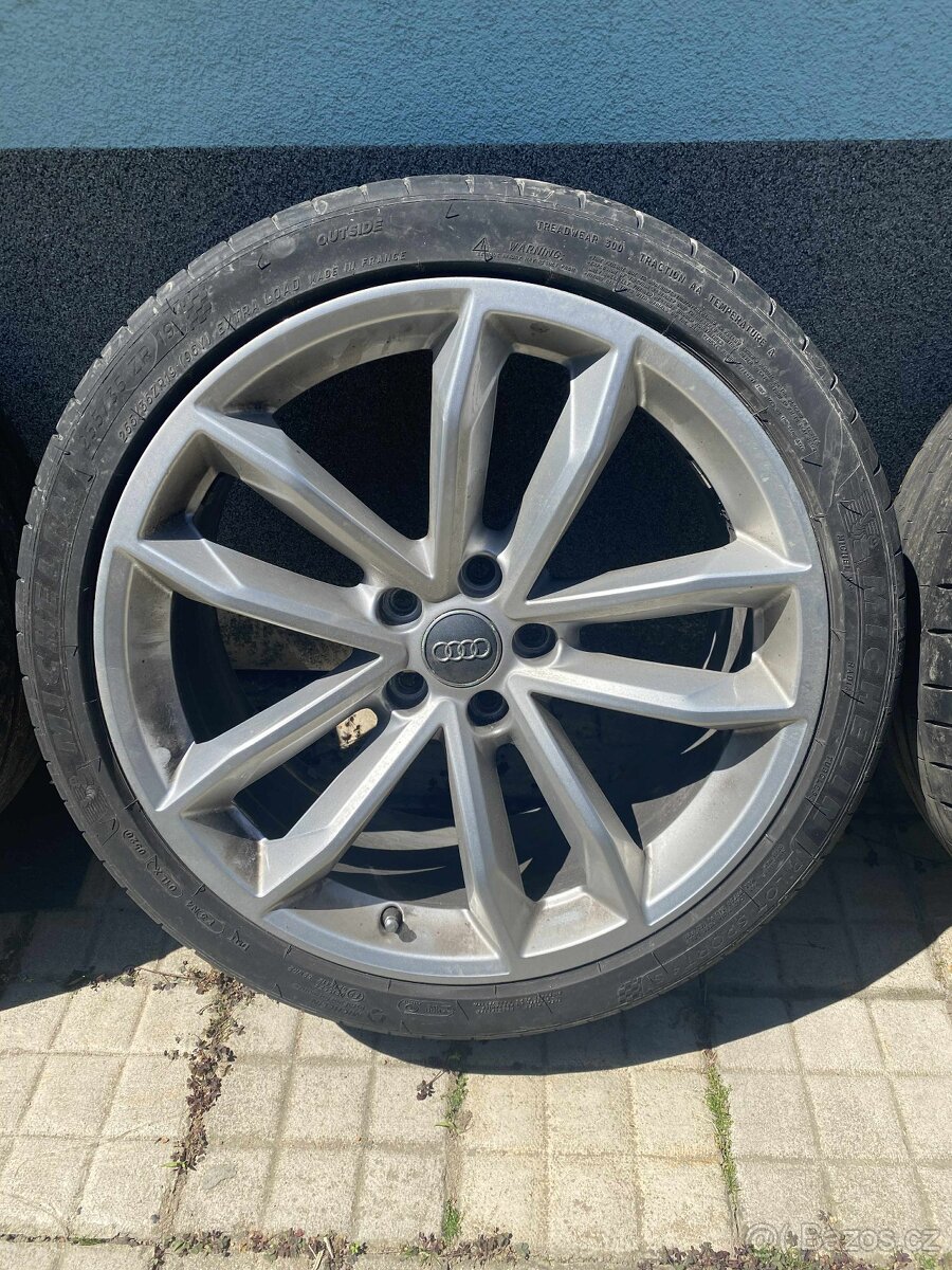 Prodám Alu disky s pneu na Audi A5 - 3